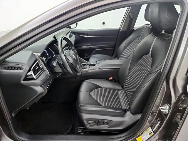 Photo of 2022 Gray Toyota Camry