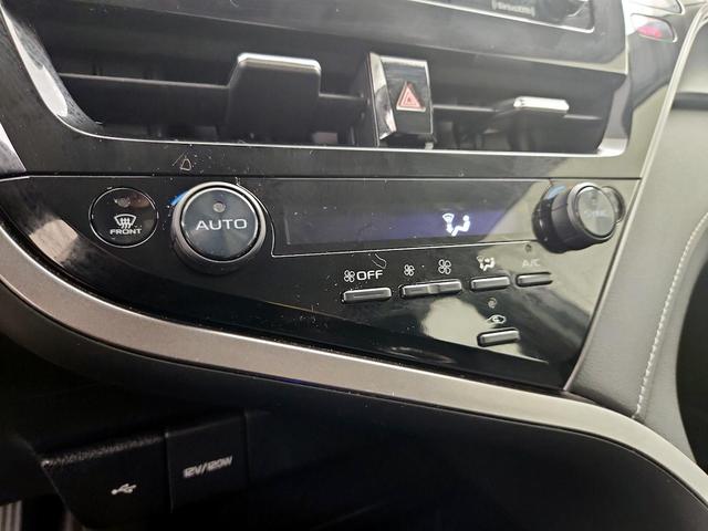 Photo of 2022 Gray Toyota Camry