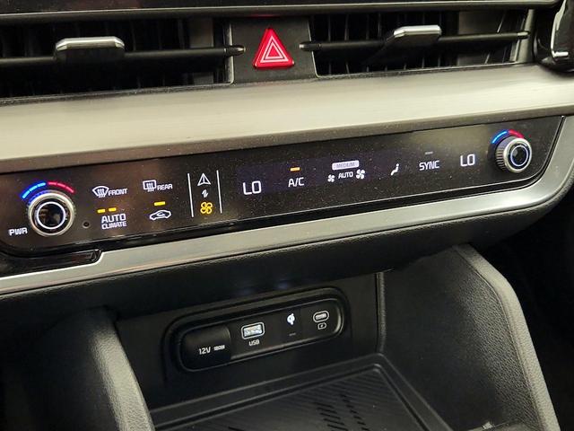 Photo of 2023 Blue Kia Sportage