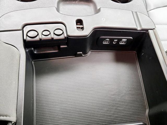 Photo of 2018 White RAM 1500
