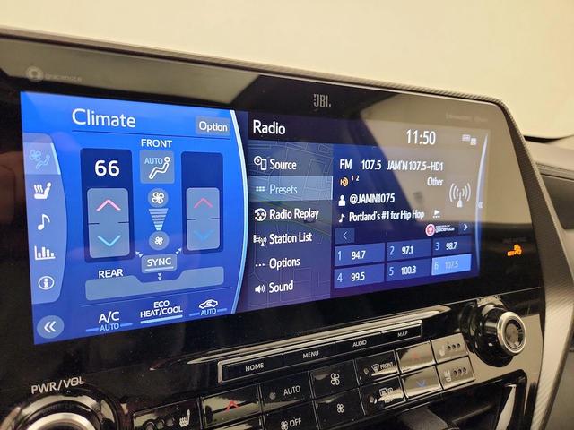 Photo of 2022 Black Toyota Highlander