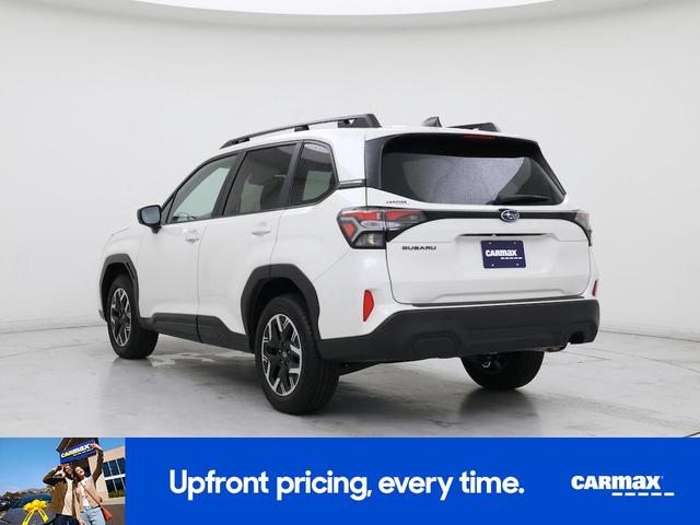 Photo of 2025 White Subaru Forester