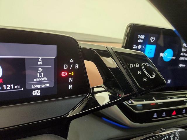 Photo of 2022 White Volkswagen ID.4