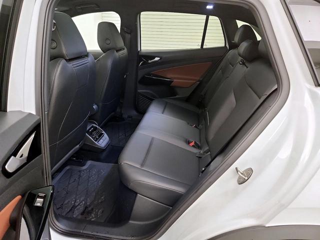 Photo of 2022 White Volkswagen ID.4