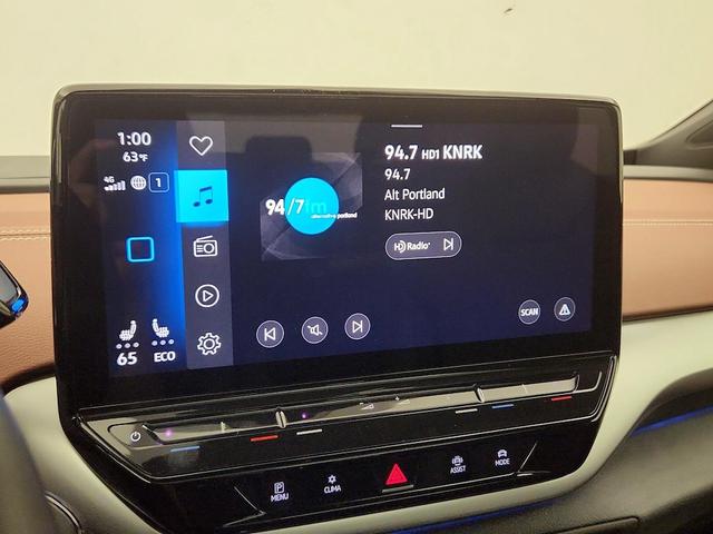 Photo of 2022 White Volkswagen ID.4