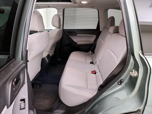 Photo of 2018 Green Subaru Forester
