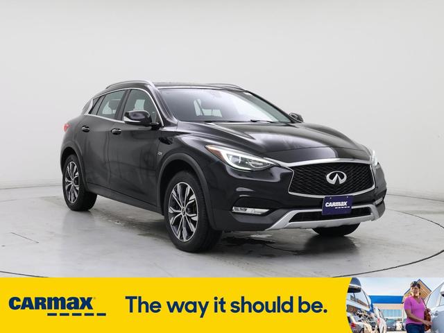 2017 Infiniti QX30