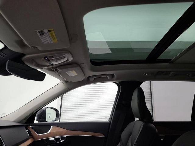 Photo of 2024 Gray Volvo XC90