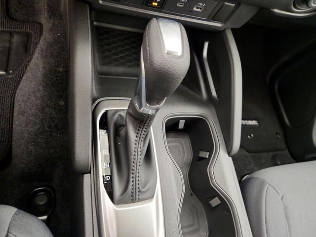 Photo of 2023 White Nissan Frontier