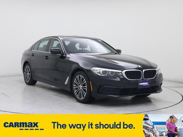 2019 BMW 530