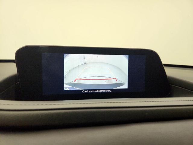 Photo of 2023 White Mazda CX-30