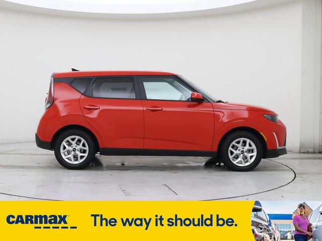Photo of 2023 Red Kia Soul
