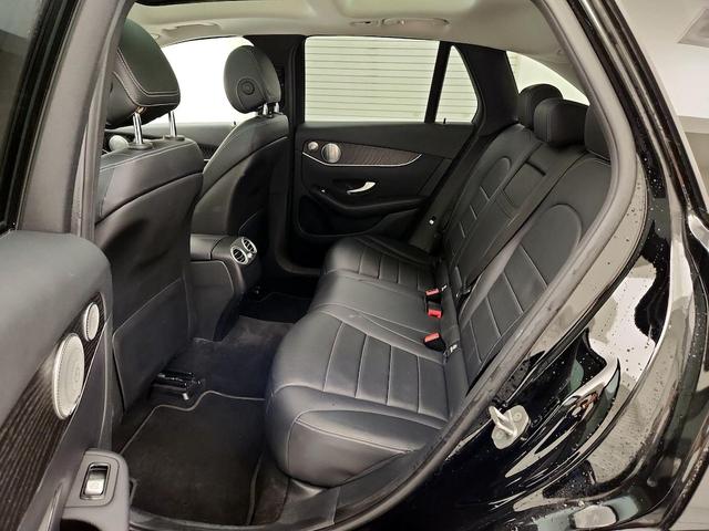 Photo of 2018 Black Mercedes-Benz GLC 300