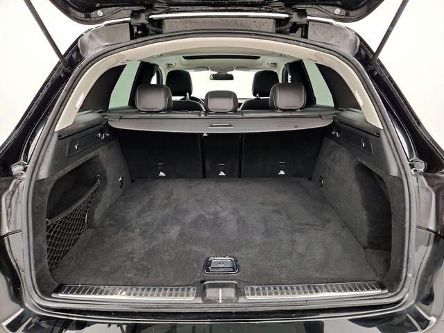 Photo of 2018 Black Mercedes-Benz GLC 300