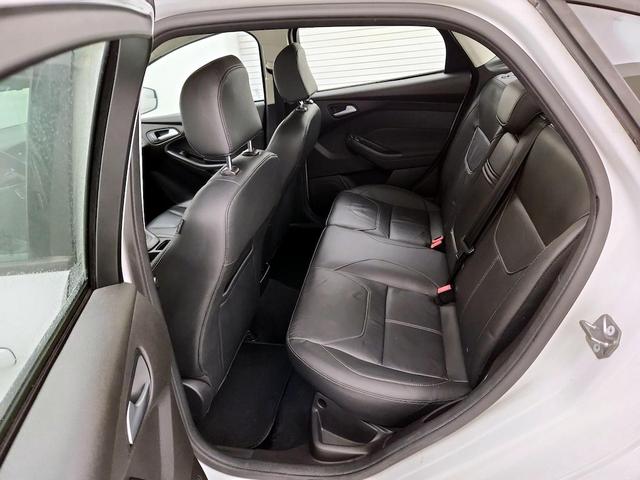 Photo of 2016 White Ford Focus
