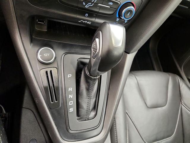 Photo of 2016 White Ford Focus