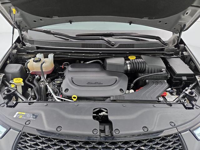Photo of 2021 Gray Chrysler Pacifica