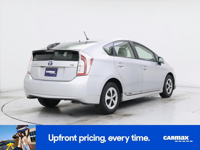 Photo of 2015 Silver Toyota Prius