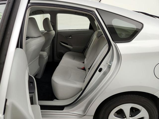 Photo of 2015 Silver Toyota Prius