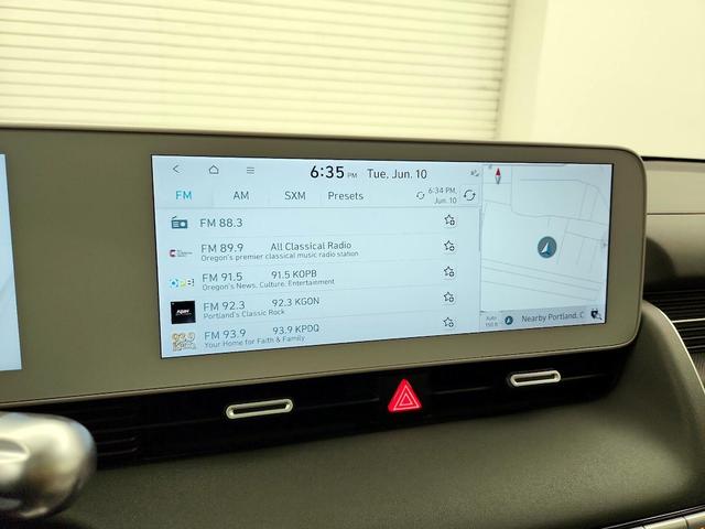 Photo of 2023 Silver Hyundai IONIQ 5