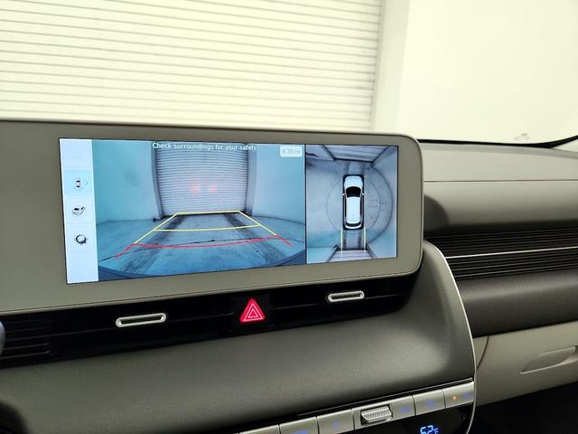 Photo of 2023 Silver Hyundai IONIQ 5