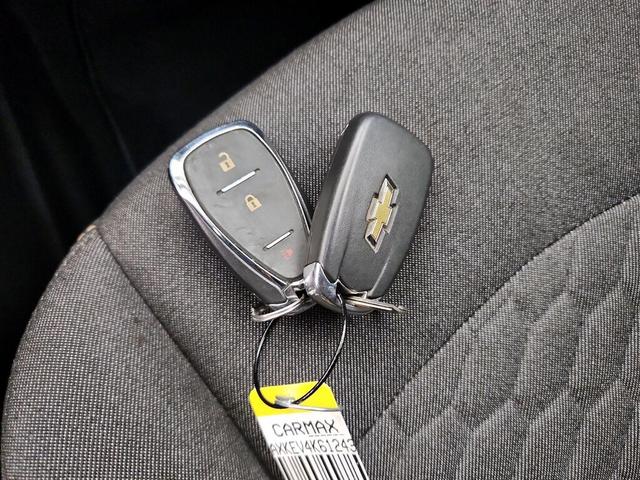 Photo of 2019 Silver Chevrolet Equinox