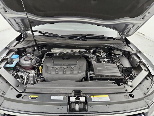 Photo of 2023 Silver Volkswagen Tiguan