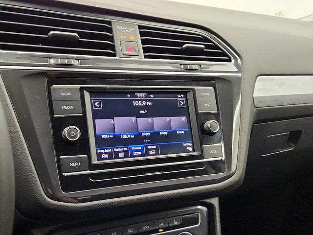 Photo of 2023 Silver Volkswagen Tiguan