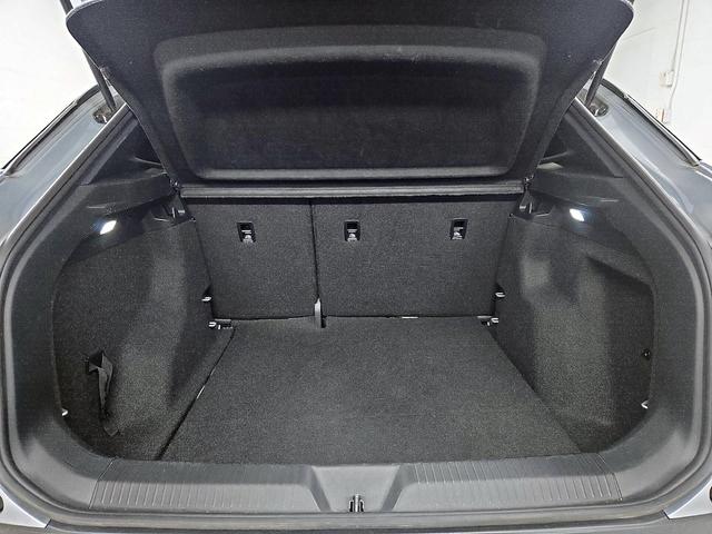 Photo of 2022 Gray Volkswagen ID.4