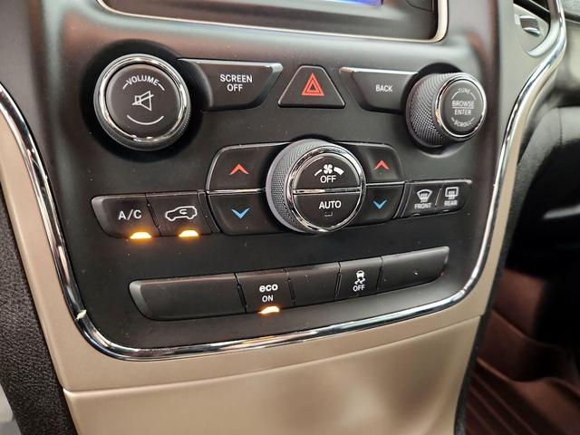 Photo of 2014 Blue Jeep Grand Cherokee