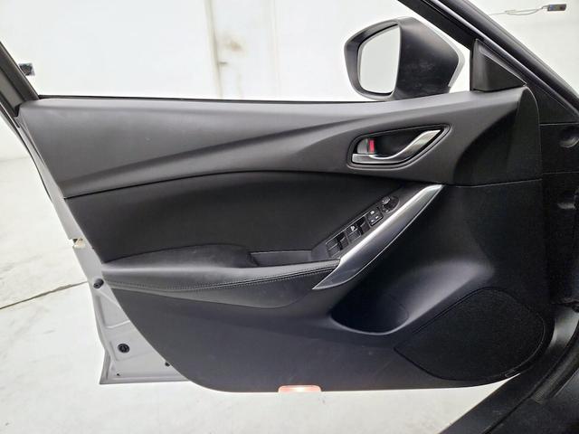 Photo of 2014 Silver Mazda Mazda6