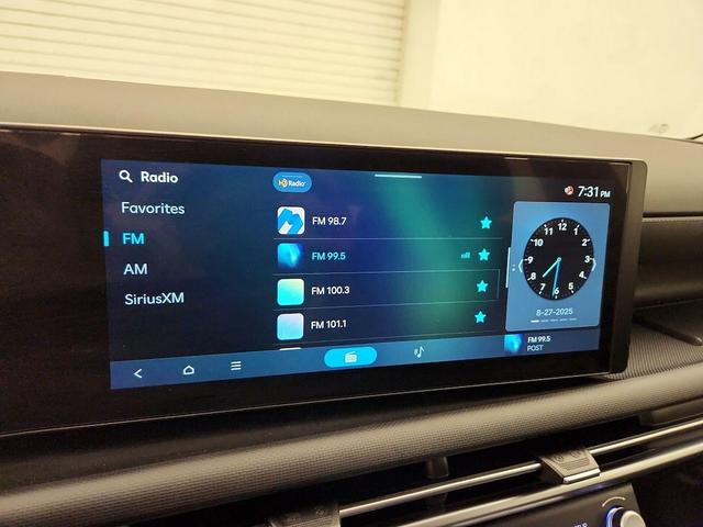 Photo of 2025 Black Hyundai TUCSON