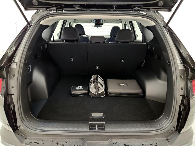 Photo of 2025 Black Hyundai TUCSON
