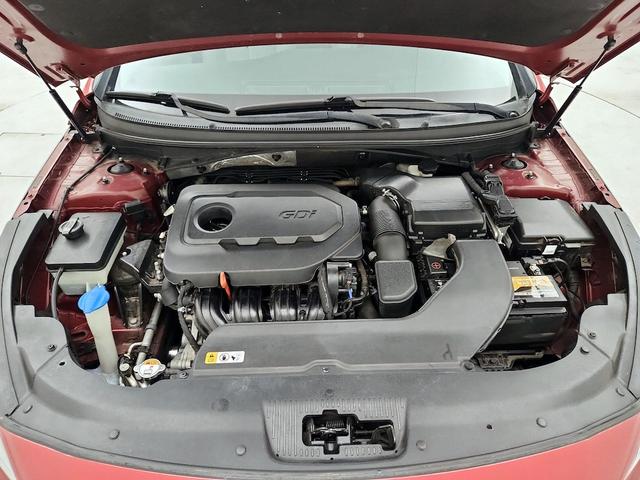 Photo of 2016 Red Hyundai SONATA