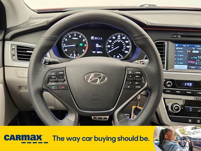 Photo of 2016 Red Hyundai SONATA