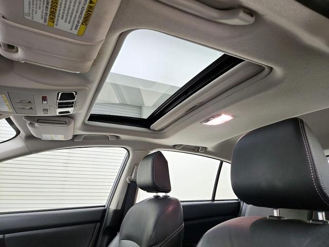 Photo of 2016 Silver Subaru Impreza