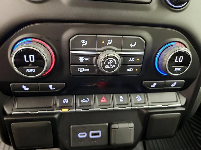 Photo of 2021 Blue Chevrolet Silverado 1500