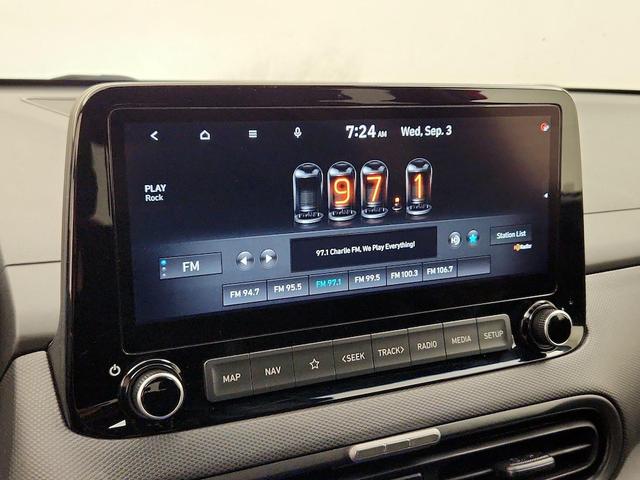 Photo of 2022 Red Hyundai KONA