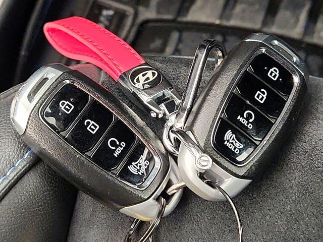 Photo of 2022 Red Hyundai KONA