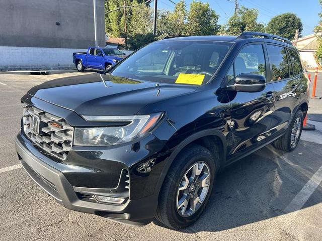 Photo of 2022 Crystal Black Pearl Honda Passport