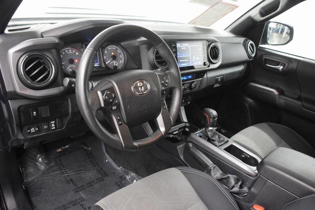 Photo of 2022 Midnight Black Metallic Toyota Tacoma