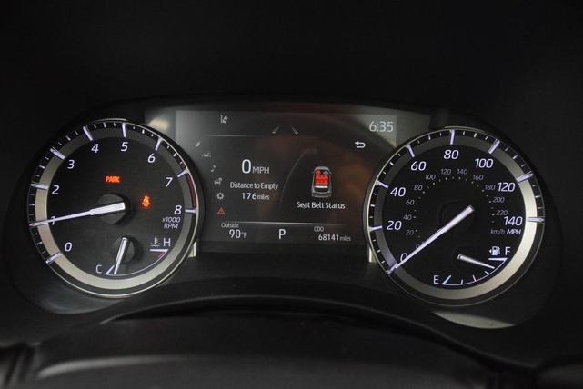 Photo of 2022 Magnetic Gray Metallic Toyota Highlander