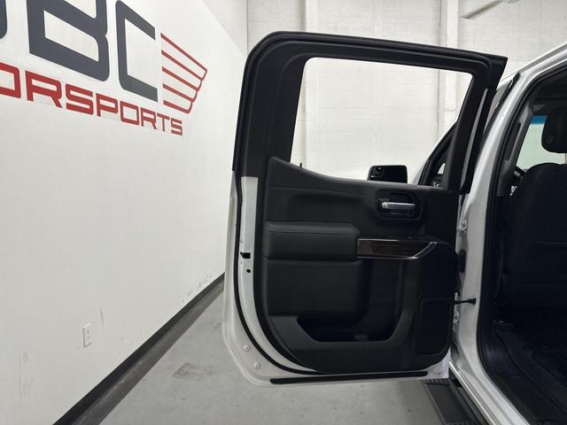 Photo of 2021 Summit White GMC Sierra 1500