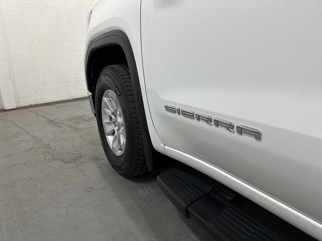 Photo of 2021 Summit White GMC Sierra 1500