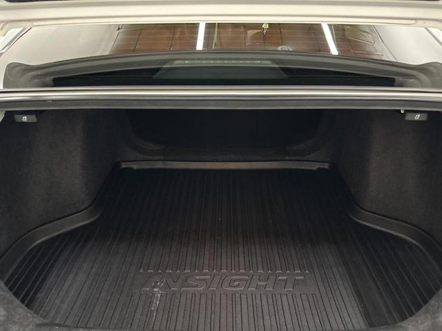 Photo of 2022 White Honda Insight