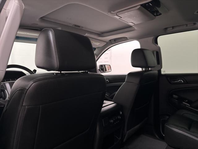Photo of 2017 Iridescent Pearl Tricoat Chevrolet Tahoe