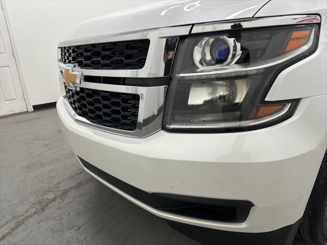 Photo of 2017 Iridescent Pearl Tricoat Chevrolet Tahoe