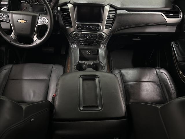 Photo of 2017 Iridescent Pearl Tricoat Chevrolet Tahoe