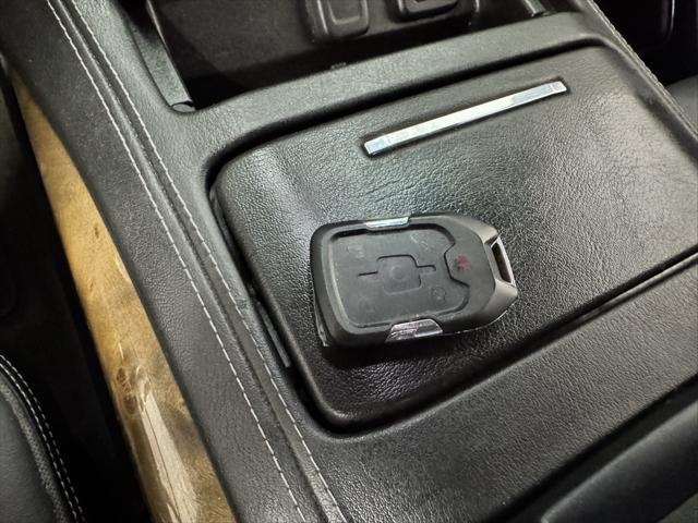 Photo of 2017 Onyx Black GMC Yukon XL