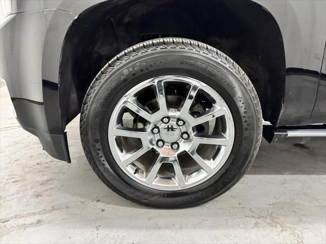 Photo of 2017 Onyx Black GMC Yukon XL